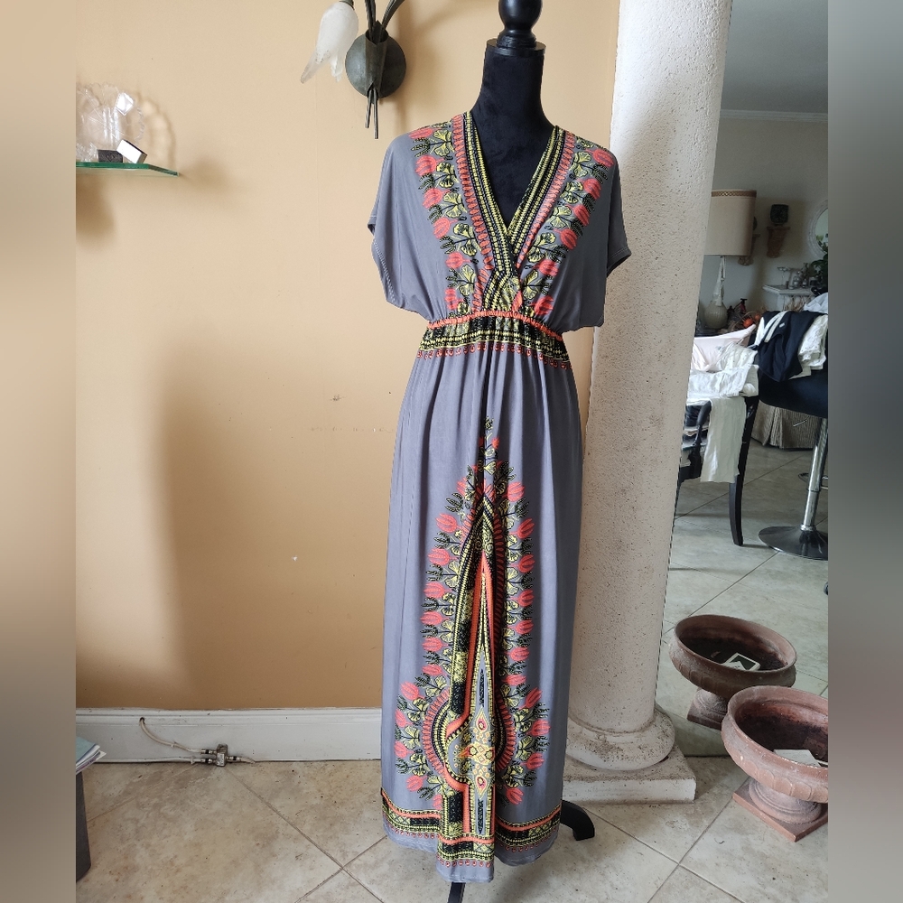 Lapogee Worldover Gray Maxi Dress Size L